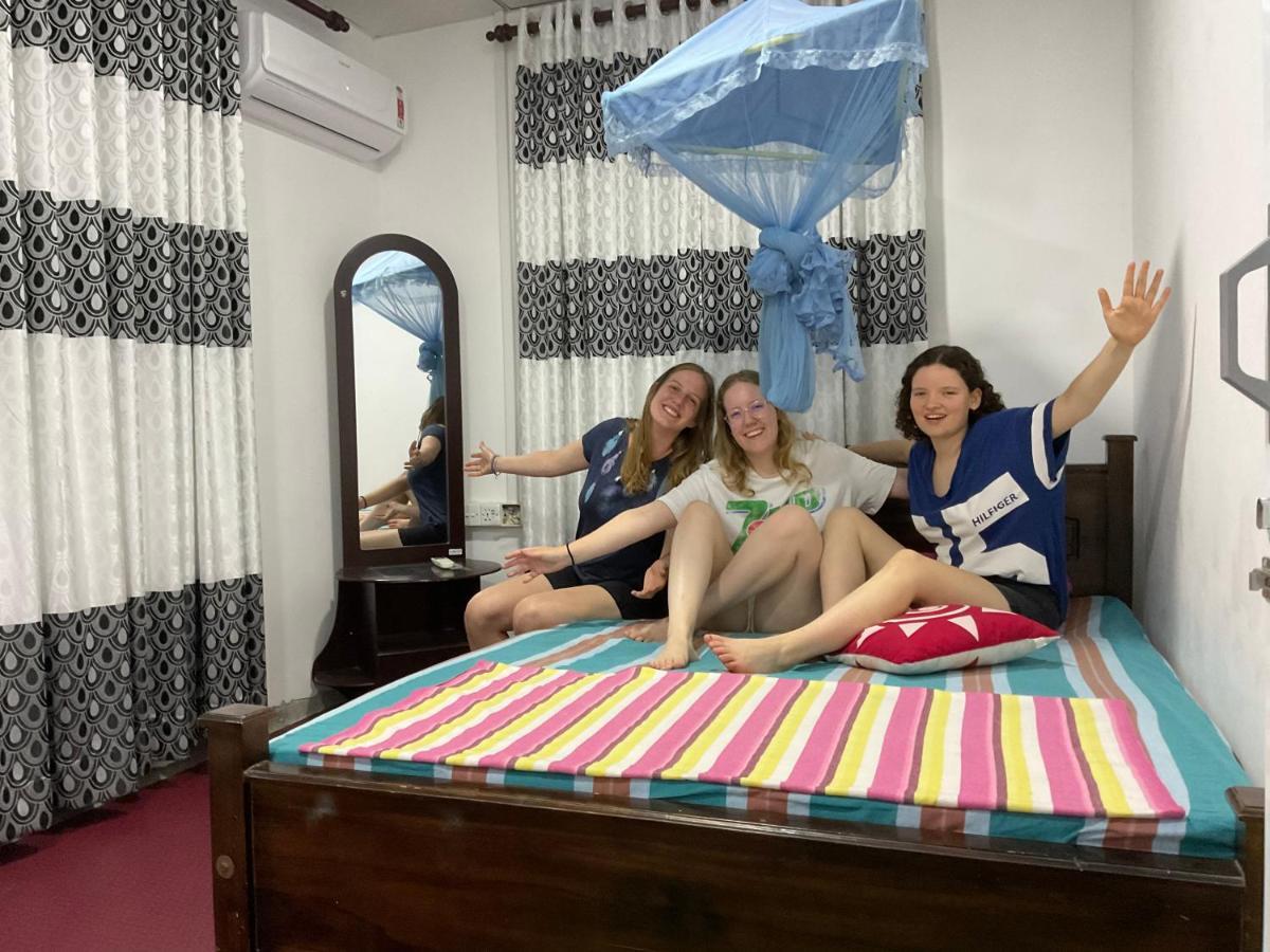 Robert Inn Dambulla Ngoại thất bức ảnh